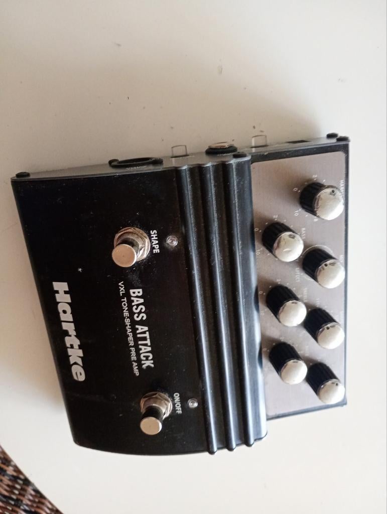 Hartke Bass Attack VXL Tone-Shaper Pre-Amp, Ophalen of Verzenden