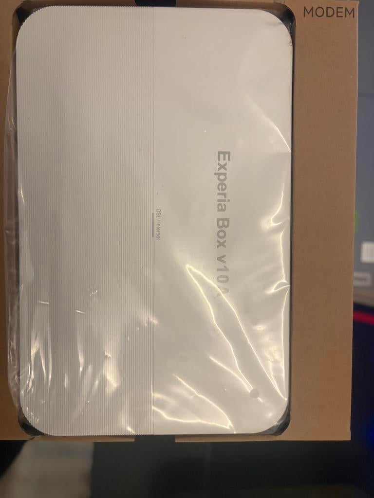 Experia v10A wifi modem, Computers en Software, Routers en Modems, Ophalen of Verzenden, Zo goed als nieuw