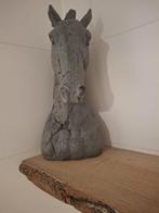 Paardenhoofd sculptuur, Ophalen