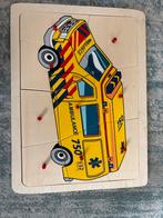 Houten ambulance puzzel, Ophalen of Verzenden, Gebruikt, Puzzelen
