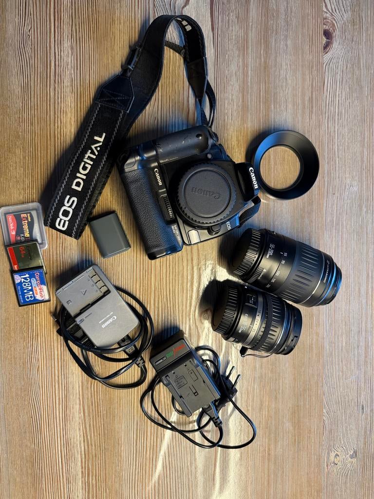 Canon EOS 400D spiegelreflexcamera met accessoires, Ophalen, Spiegelreflex, Canon, Zo goed als nieuw