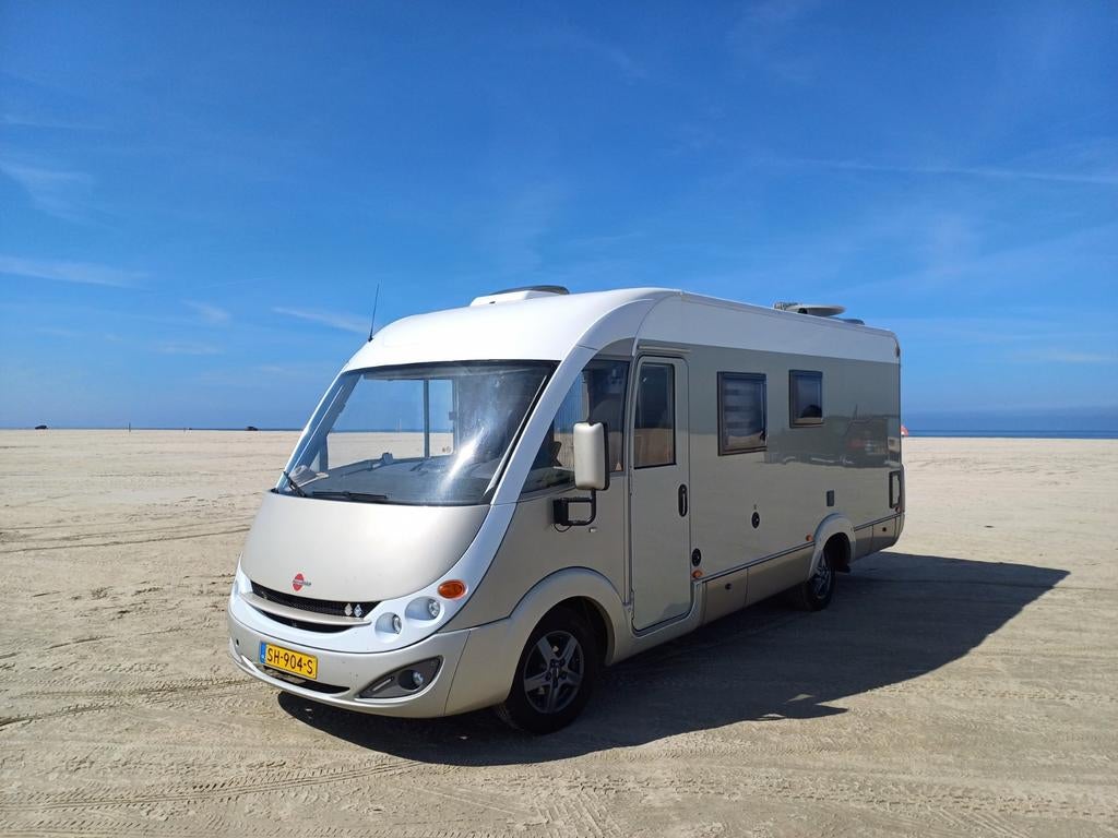 Camper burstner aviano 684i bomvol opties, Caravans en Kamperen, Campers, Particulier, Tot en met 4, Half-integraal