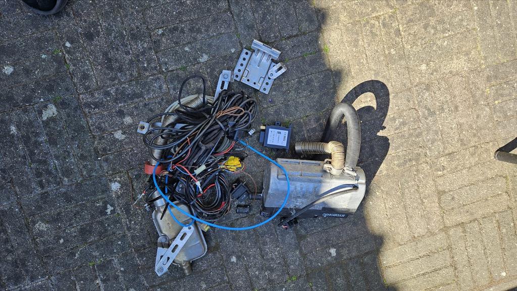 Eberspächer Hydronic B4WS Standkachel Benzine Auto, Auto-onderdelen, Airco en Verwarming, Universele onderdelen, Gebruikt, Ophalen of Verzenden