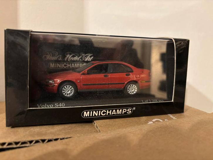 Minichamps Volvo S40 2000 Rood Metallic - 1:43 Modelauto, Hobby en Vrije tijd, Modelauto's | Overige schalen, Nieuw, Overige typen