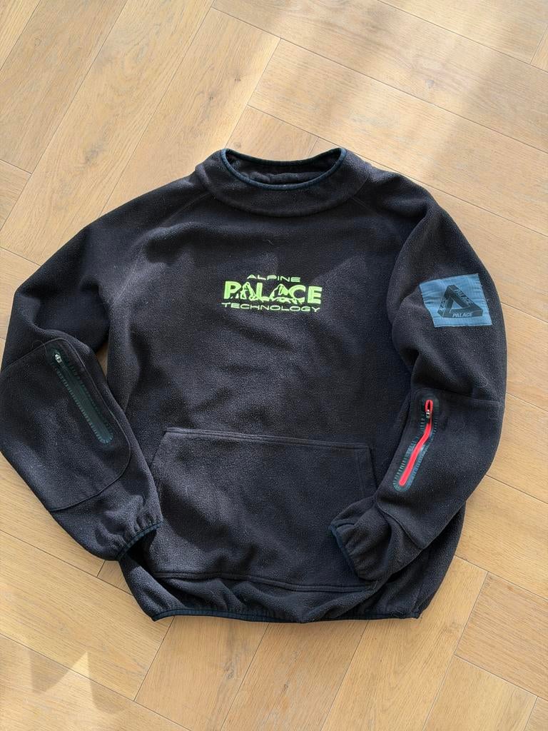 Palace fleece sweater, Ophalen, Tweedehands