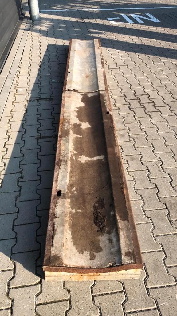 gebruikt molgoten met hoekrand 200 cm lang 10 st afwatering, Tuin en Terras, Tegels en Klinkers, Gebruikt, Overige typen, Beton