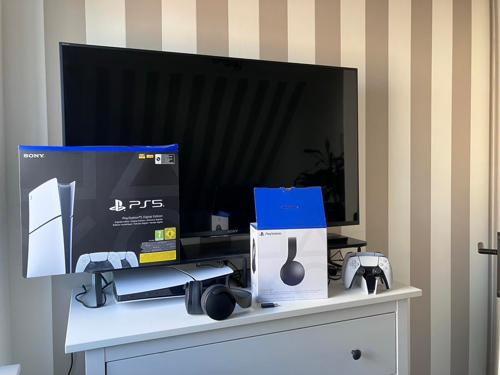 PS5 Digital Edition - € 450,00 Zie beschrijving, Ophalen, Zo goed als nieuw, Playstation 5 Digital