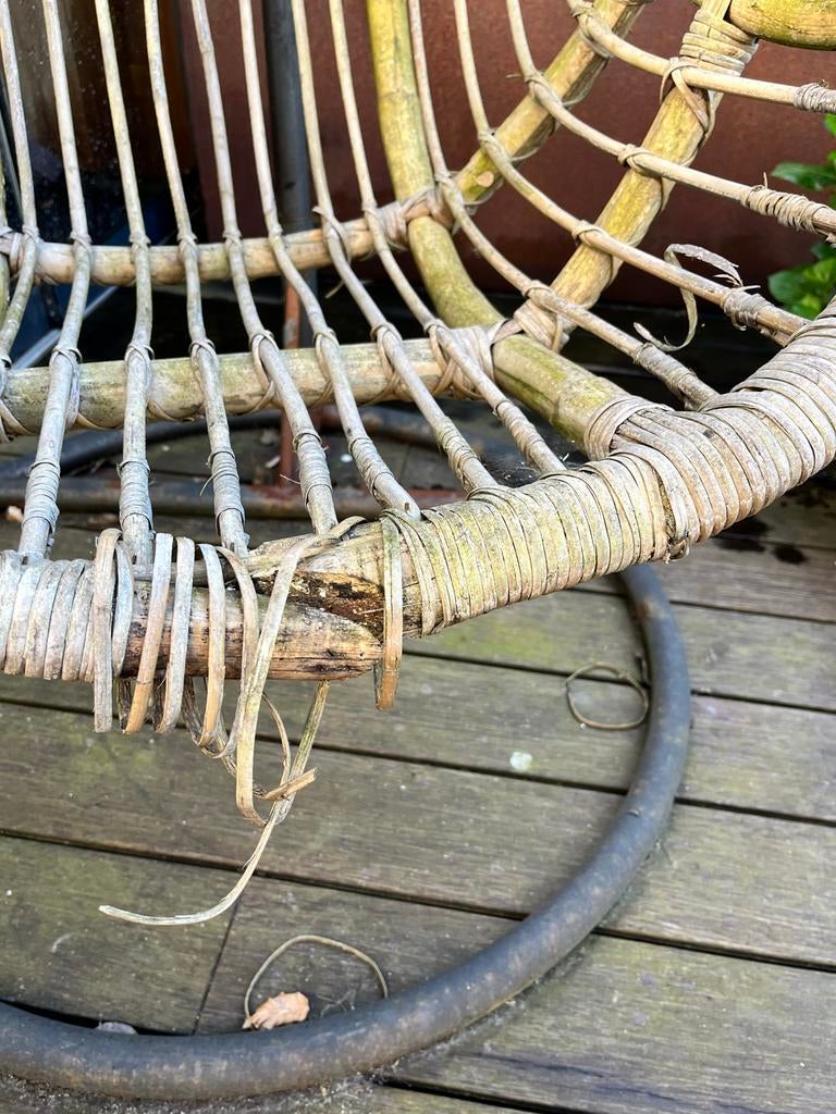Hangstoel van riet/rotan - Gebruikt, Huis en Inrichting, Stoelen, Ophalen, Gebruikt, Overige kleuren, Riet of Rotan