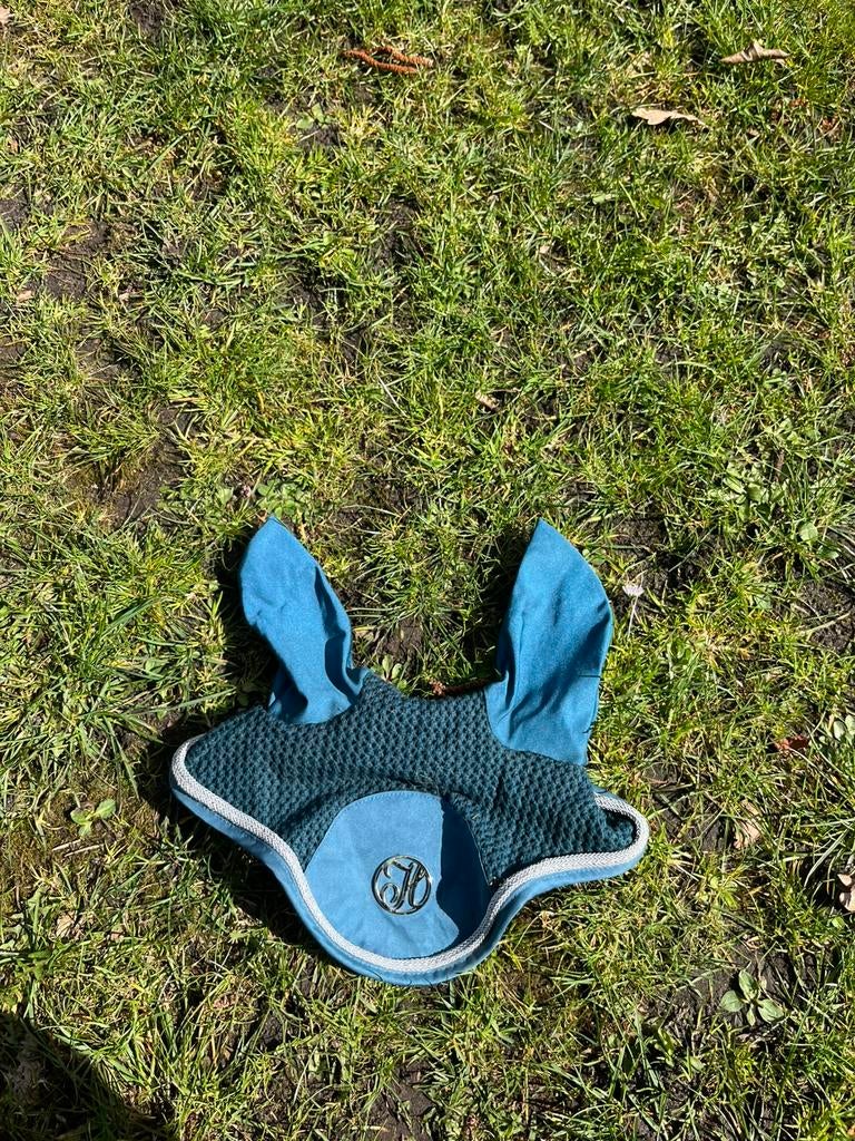 Oornetjes, Ophalen of Verzenden, Zo goed als nieuw, Dressuur