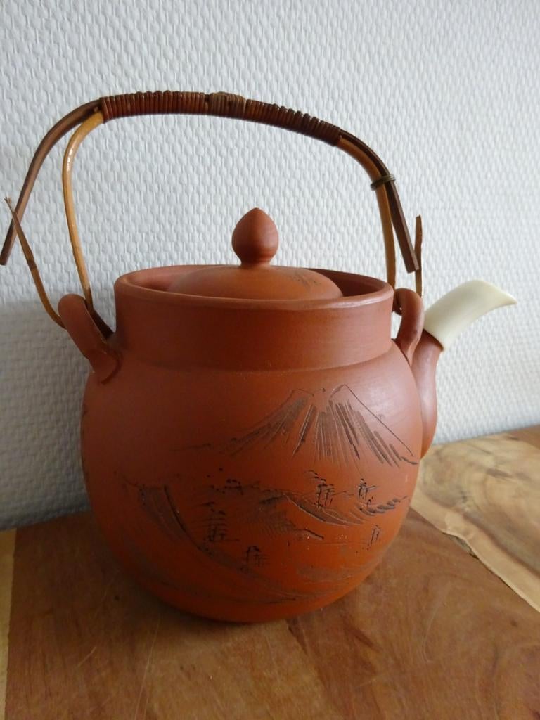 Grote Chinese theepot, Ophalen of Verzenden
