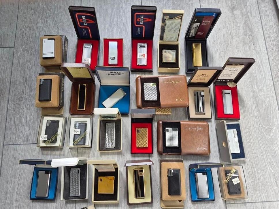 Collectie luxe aanstekers en rokersbenodigdheden (70s-90s), Ophalen, Gebruikt, Aansteker