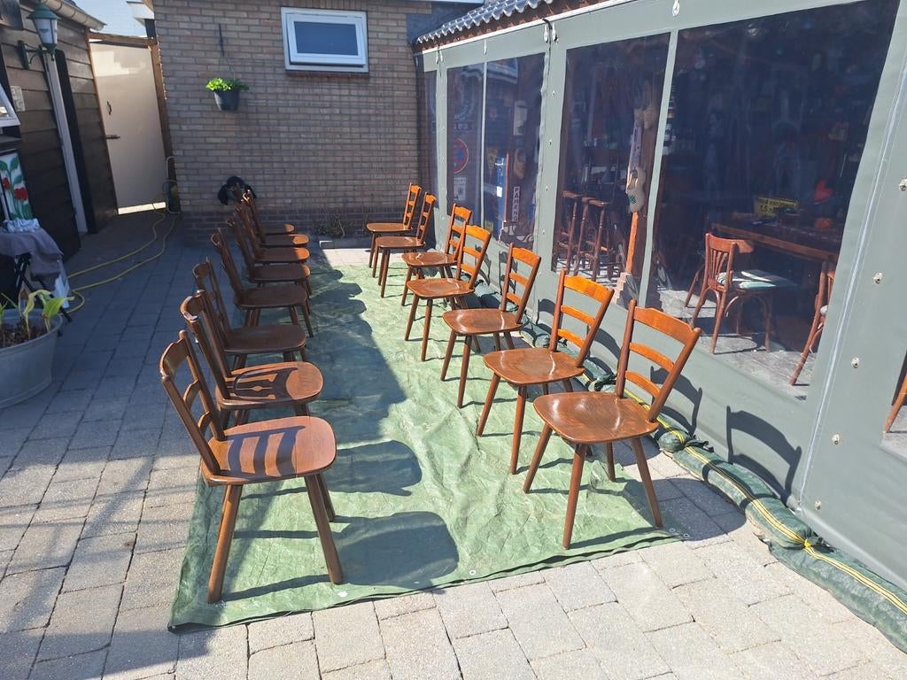 Caféstoel , brocante , mancave , antiek , keukenstoelen!, Antiek en Kunst, Ophalen