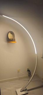 Moderne LED dimbaar  Booglamp - Stijlvolle Vloerlamp, Huis en Inrichting, Lampen | Vloerlampen, Modern, minimalistisch, eigentijds