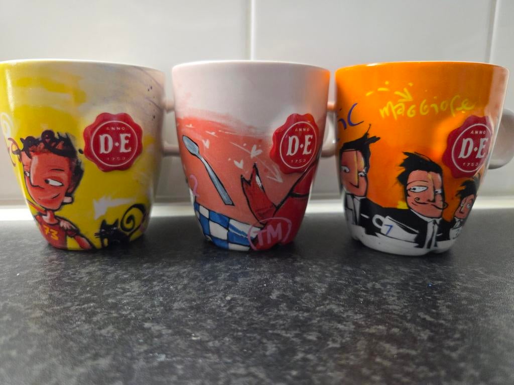 3x Douwe Egberts Selwyn Senatori Mokken - NIEUWSTAAT, Nieuw, Ophalen of Verzenden, Overige stijlen, Kop(pen) en/of Schotel(s)