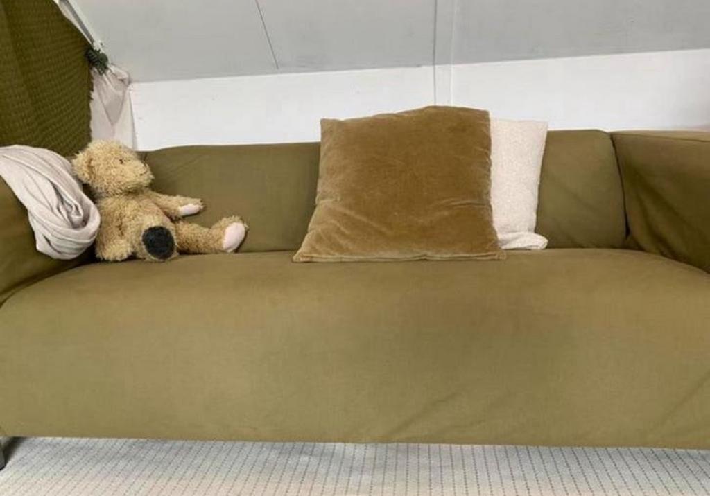 Ikea olijfgroene bank, Ophalen, Gebruikt, Tweepersoons