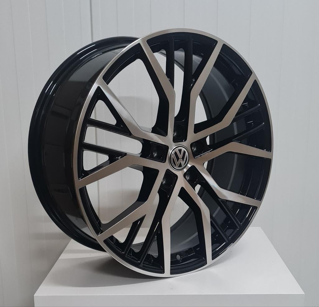 19 inch Santiago-Look velgen GOLF 6 7 8 GTI GTE GTD, Auto-onderdelen, Banden en Velgen, 19 inch, Velg(en), Nieuw, Ophalen of Verzenden