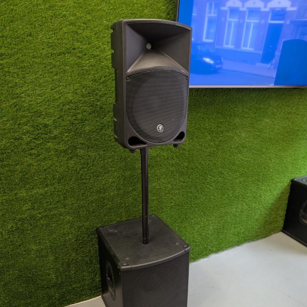2 top speakers + 2x actieve Sub - Behringer & Mackie Thump, Ruilrijk, Zo goed als nieuw, Info@ruilrijk.nl, Neerstraat 60, 6041 KD Roermond