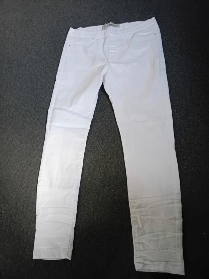 Witte tregging maat 42 - Amper gedragen, goede staat, Kleding | Dames, Broeken en Pantalons, Zo goed als nieuw, Maat 42/44 (L)