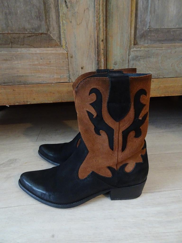 Suede cowboy western laarzen van Felmini maat 40, Zwart, Lage of Enkellaarzen, Ophalen of Verzenden, Zo goed als nieuw