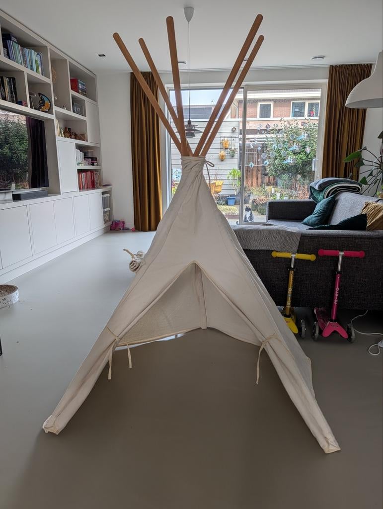 Petite Amélie speeltent/tipi voor kinderen (hout/stof), Ophalen, Gebruikt, Jongen of Meisje