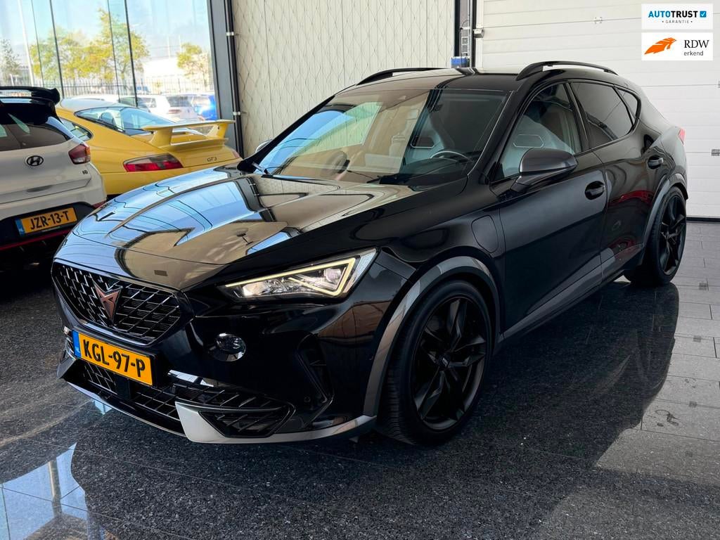Cupra Formentor 1.4 e-Hybrid VZ Copper Edition 2021 245PK Zw, Auto's, Cupra, Gebruikt, 4 cilinders, Zwart, Hybride Elektrisch/Benzine