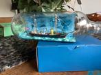 Hand gemaakte scheepje in fles met o.a. zendschepen, Ophalen of Verzenden, Nieuw, Schaalmodel