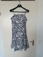 Yessica mouwloze zwart/wit jurk maat 42, Kleding | Dames, Jurken, Maat 42/44 (L), Ophalen of Verzenden, Gedragen, Boven de knie