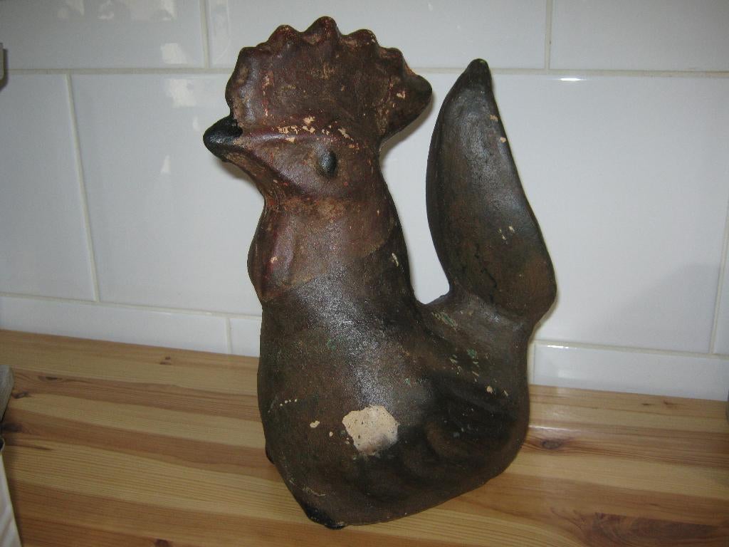 bruin aardewerk beeld. kip/haan H28cm, Antiek en Kunst, Ophalen of Verzenden