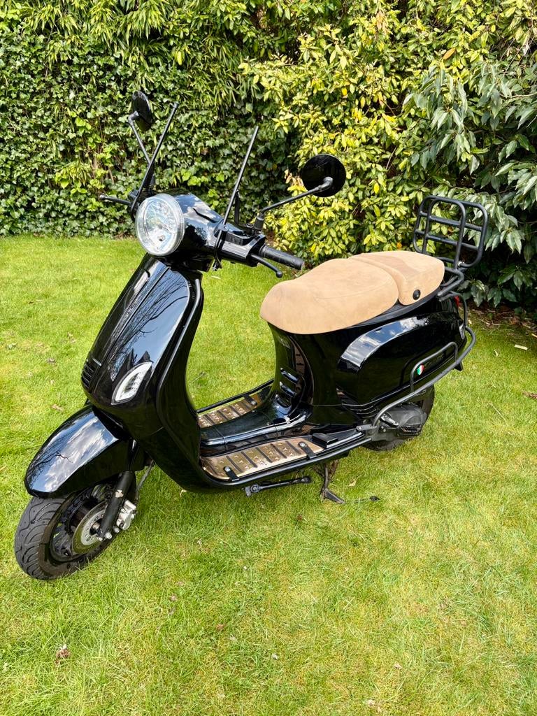 Senzo Rivalux Special Edition 2019, Ophalen, Zo goed als nieuw, Benzine