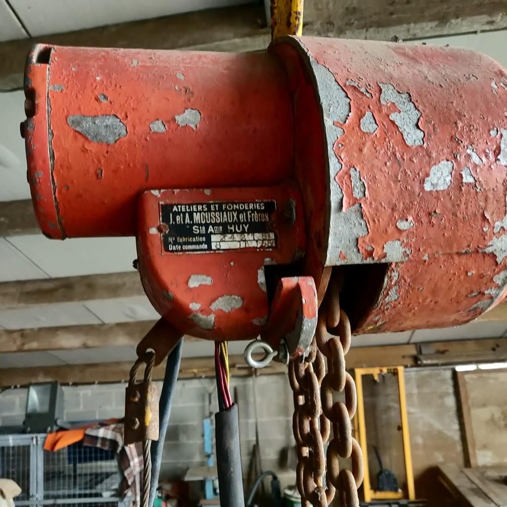 takel 500 kg, Doe-het-zelf en Verbouw, Lieren en Takels, Ophalen of Verzenden, Gebruikt, Elektrisch