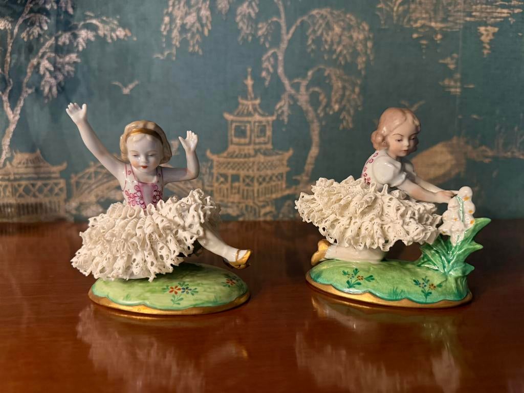 Sitzendorf saksisch dresden porselein 2 meisjes, Antiek en Kunst, Antiek | Porselein, Ophalen