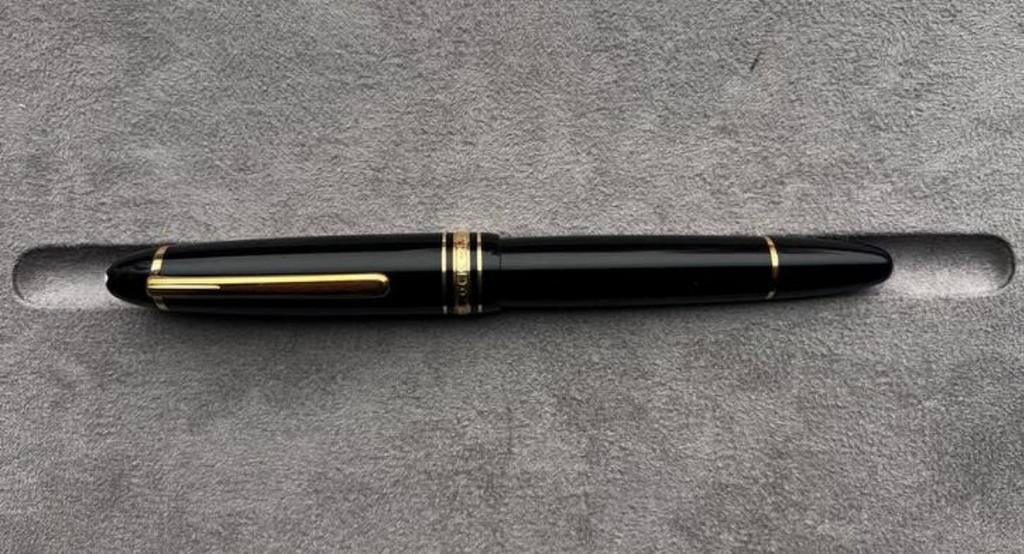 Montblanc Meisterstuck 147 traveller vulpen met pouche, Met doosje, Ophalen of Verzenden, Zo goed als nieuw, Vulpen