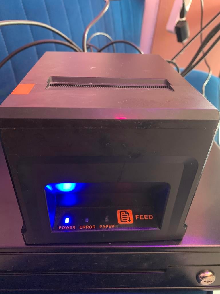 Nette Kassabon/Thermische printer met veel bonrollen, Computers en Software, Printers, Zo goed als nieuw, Printer, Thermo-printer