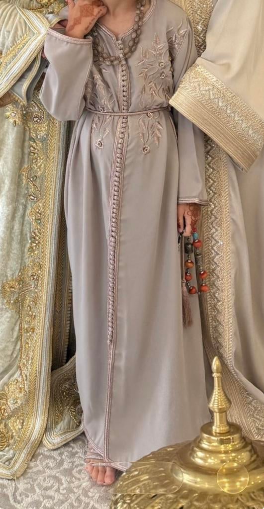 Taupe marokkaanse jurk meisjes 6/7 jaar, Kleding | Dames, Gelegenheidskleding, Ophalen of Verzenden, Zo goed als nieuw, Maat 34 (XS) of kleiner