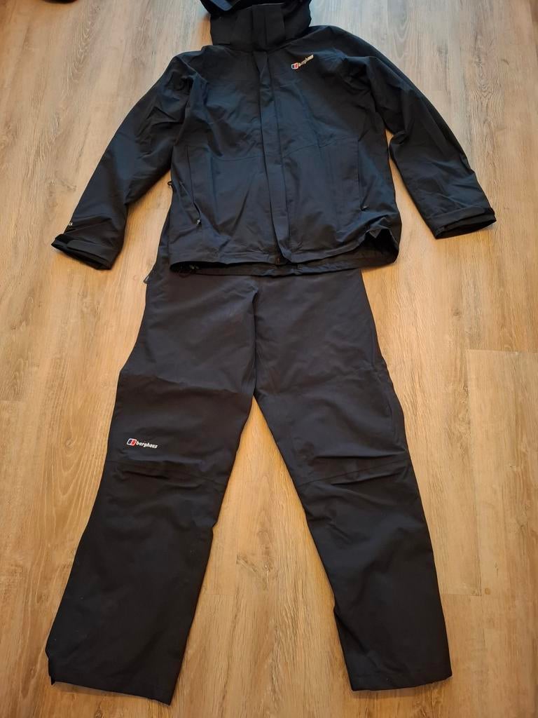 Berghaus Gore-Tex set - TOP staat - L / XL (valt als L), Ophalen of Verzenden, Zo goed als nieuw, Maat 56/58 (XL), Jack