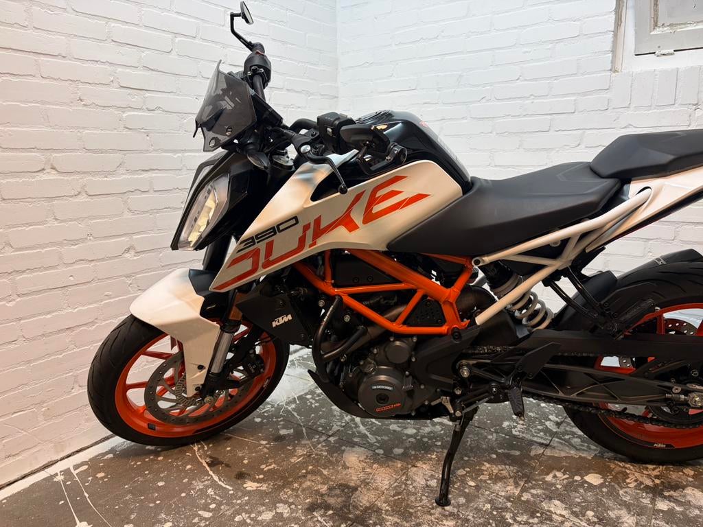KTM 390 Duke | 2021| A2 | 10000km, 390 cc, Particulier, Minimaal motorrijbewijs A2, Traction Control