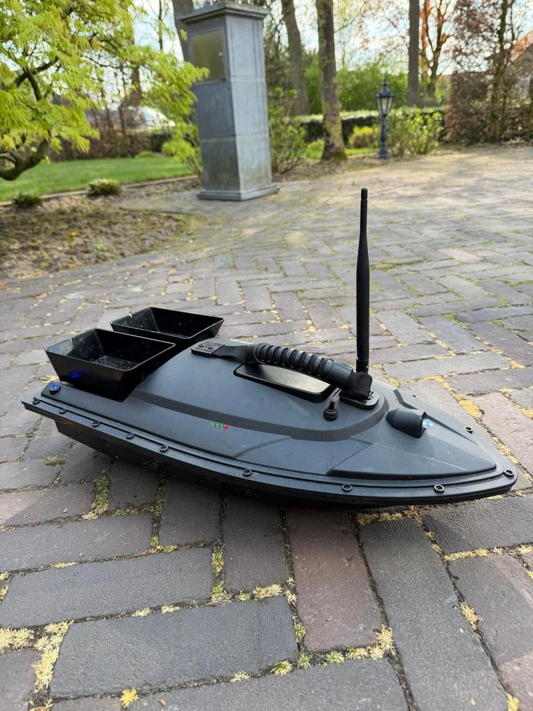 Faas Voerboot met Afstandsbediening - Zo goed als nieuw, Ophalen of Verzenden, Zo goed als nieuw, Overige typen