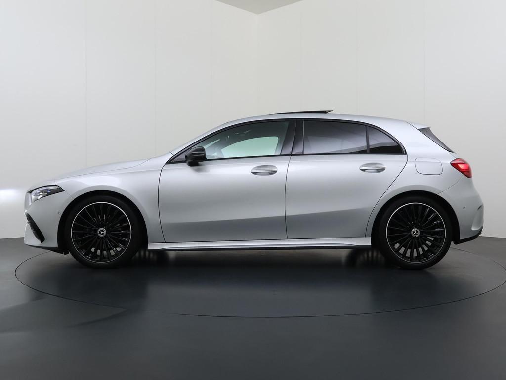 Mercedes-Benz A-klasse 180 AMG Line (Facelift) | Panorama -, Gebruikt, 4 cilinders, Origineel Nederlands, Bedrijf