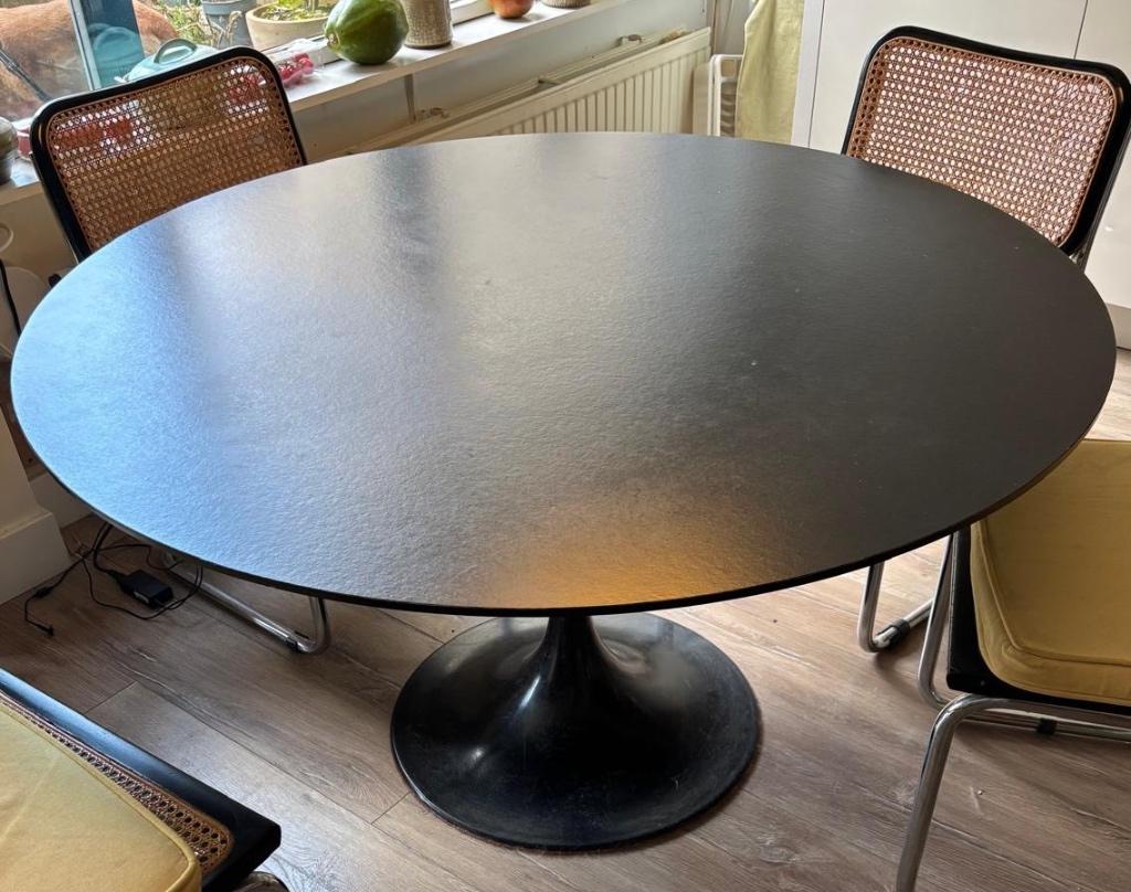 Vintage ronde tulip eettafel jaren ’80, Huis en Inrichting, Tafels | Eettafels, Ophalen, Gebruikt, Rond, Tulip tafels van Eero Saarinen