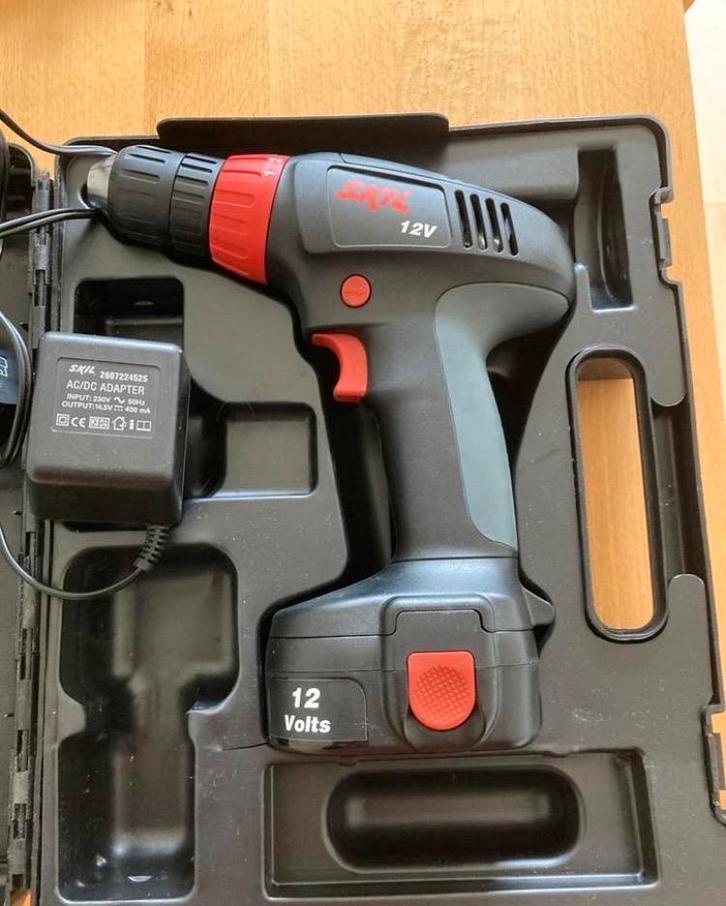 SKIL 12V Boor- en Schroefmachine met Koffer, Doe-het-zelf en Verbouw, Gereedschap | Boormachines, Zo goed als nieuw, Boor- en Schroefmachine