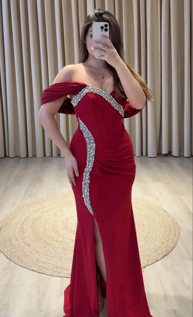 Prachtige Rode Galajurk met Strass en Split, Kleding | Dames, Gelegenheidskleding, Zo goed als nieuw, Galajurk, Maat 38/40 (M)