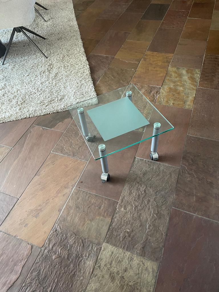 Bijzettafeltje, Minder dan 55 cm, Vierkant, Ophalen, 45 tot 60 cm