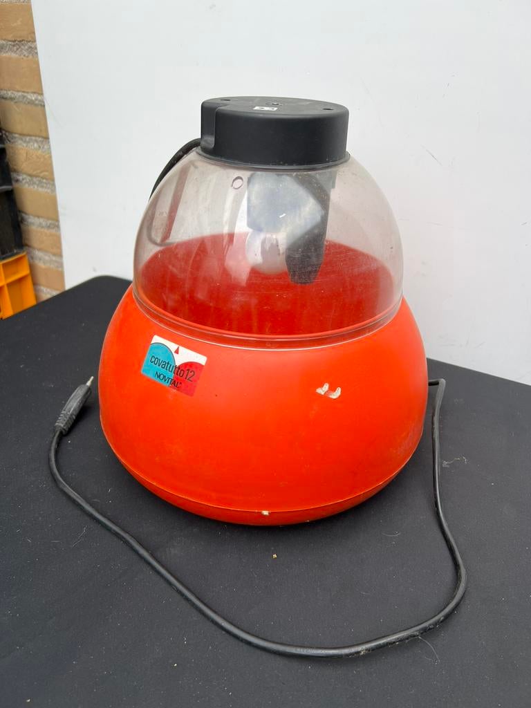 Te Koop : Broedmachine Novital Covatutto 12 Eieren, Ophalen of Verzenden, Gebruikt, Overige typen