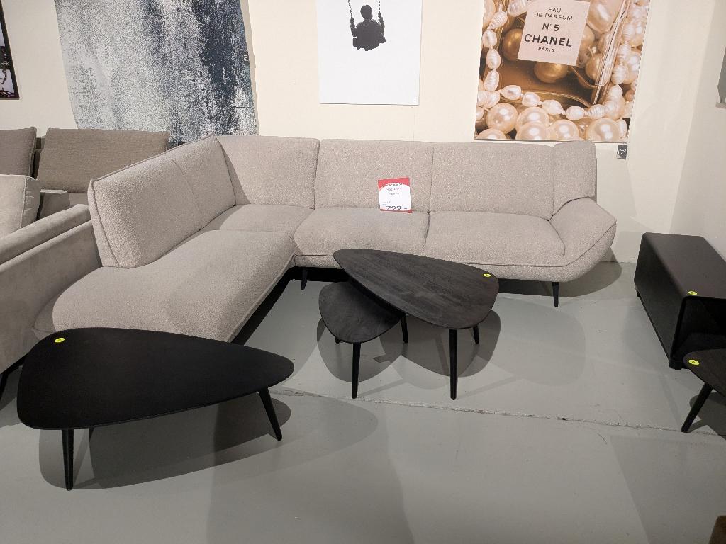 WEER DIVERSEN OUTLET BANKEN BINNEN.