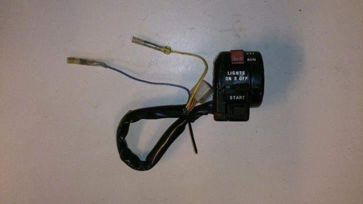 Suzuki GSX550 stuurschakelaar rechts GSX 550 ES schakelaar, Motoren, Accessoires | Overige, Gebruikt, Ophalen of Verzenden