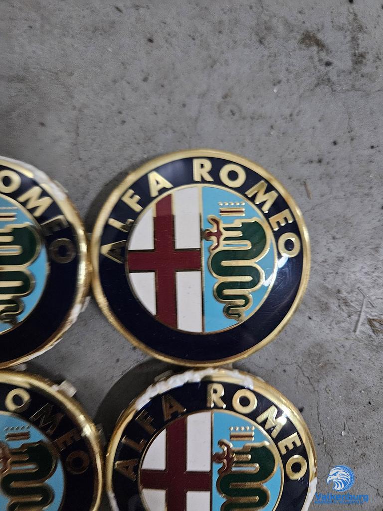 ORIGINELE Alfa Romeo naafkap naafdop set goud kleur, Gebruikt, -, Verzenden, -