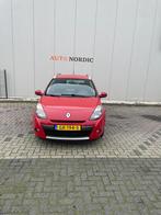 Renault Clio Estate 1.2-16V Expression, Gebruikt, Zwart, 4 cilinders, 49 €/maand