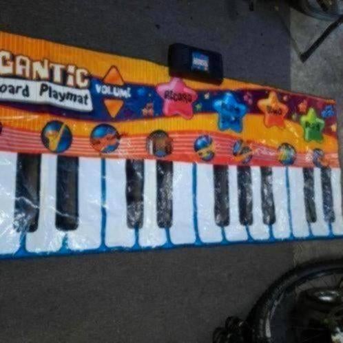 Piano speelmat met echt muziek., Verzenden, Zo goed als nieuw, Speelkleed