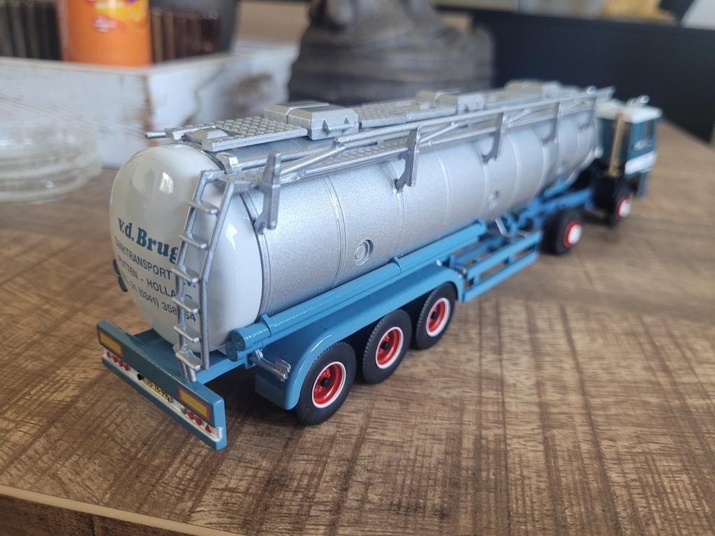 Daf tanktransport  van de brug, Nieuw, L, Lion, L