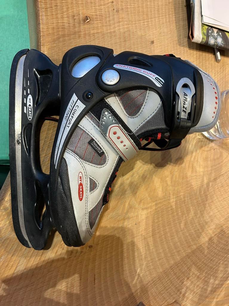 Paar vrouwen schaatsen, Sport en Fitness, Schaatsen, Ophalen, Zo goed als nieuw, Overige typen, Overige merken